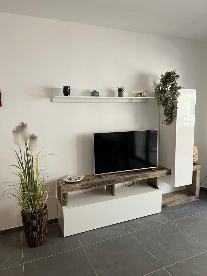Villa Marie 2 Appartement Tout Confort Climatise 1 Chambre Proche Plage 勒格罗-迪鲁瓦 外观 照片