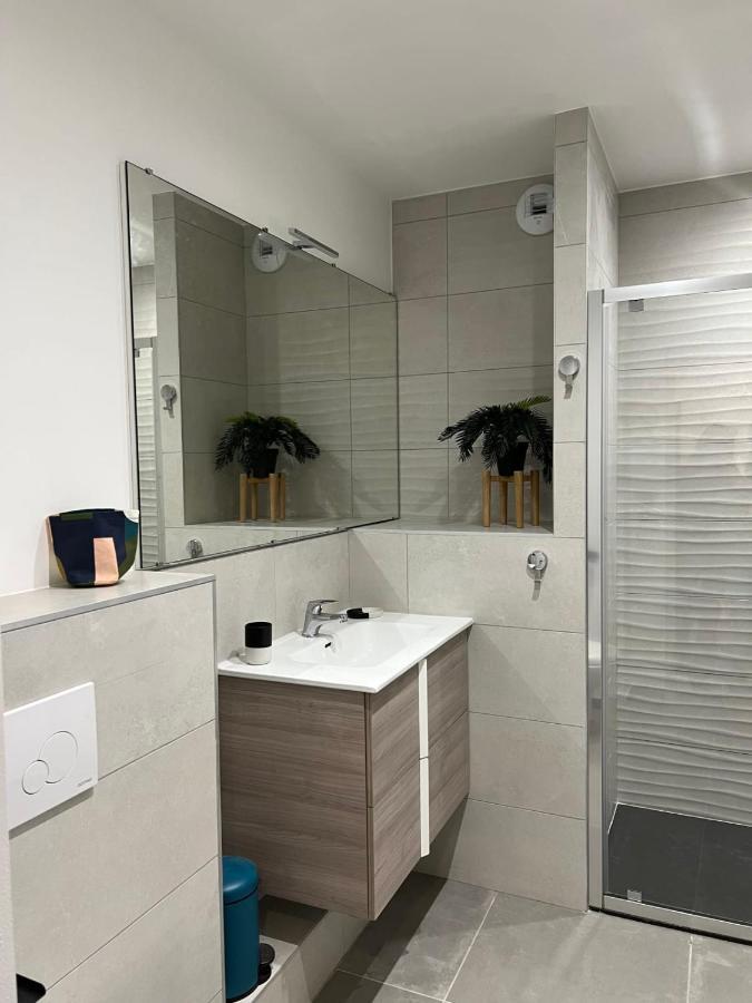 Villa Marie 2 Appartement Tout Confort Climatise 1 Chambre Proche Plage 勒格罗-迪鲁瓦 外观 照片